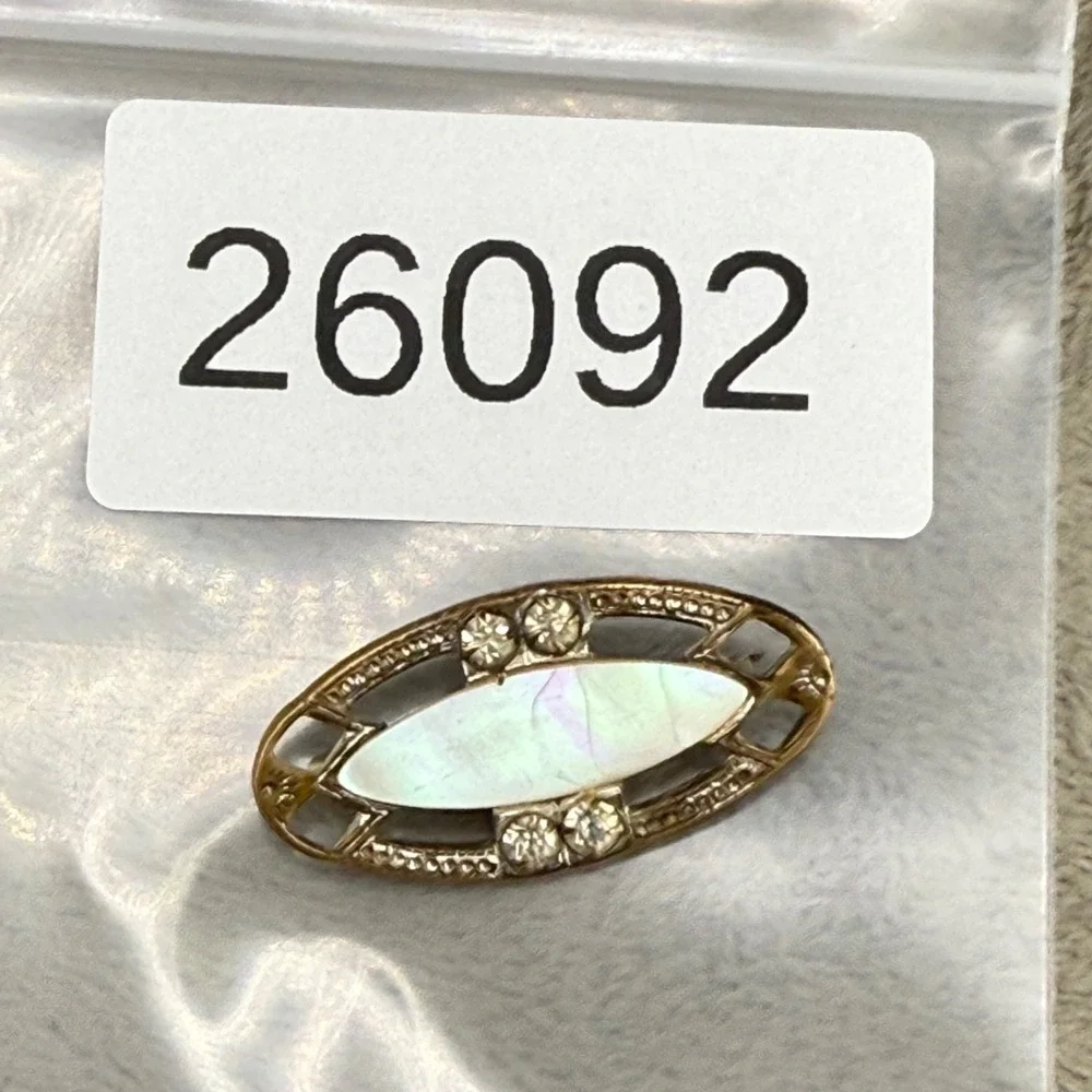 Vintage Mother of Pearl‎ Paste Rhinestone Brooch Gold Tone